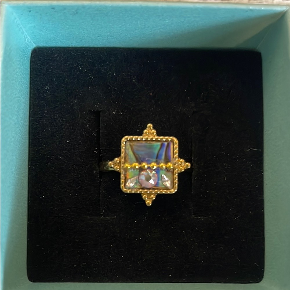 Elegant Handcrafted Gold and Abalone Ring